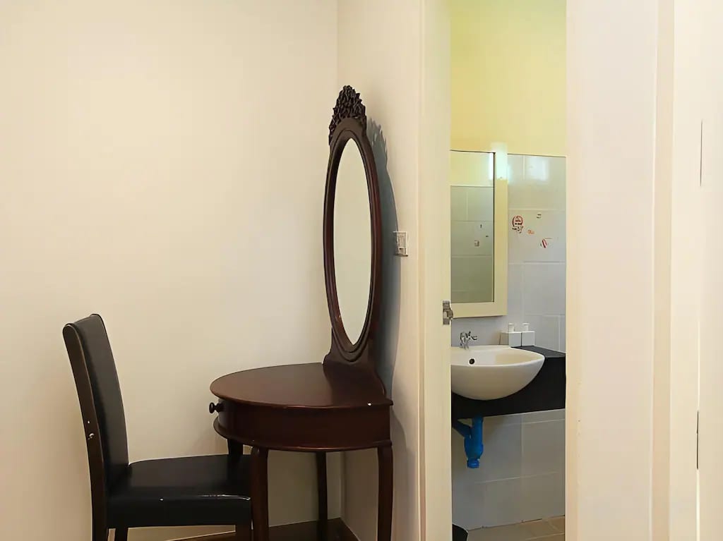 มุมนั่งเล่น Superior Triple - Zayn Hotel สมุย